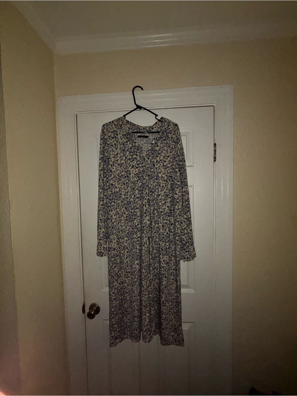 Eloquii Blue and Cream Floral Long Sleeve Midi Dress